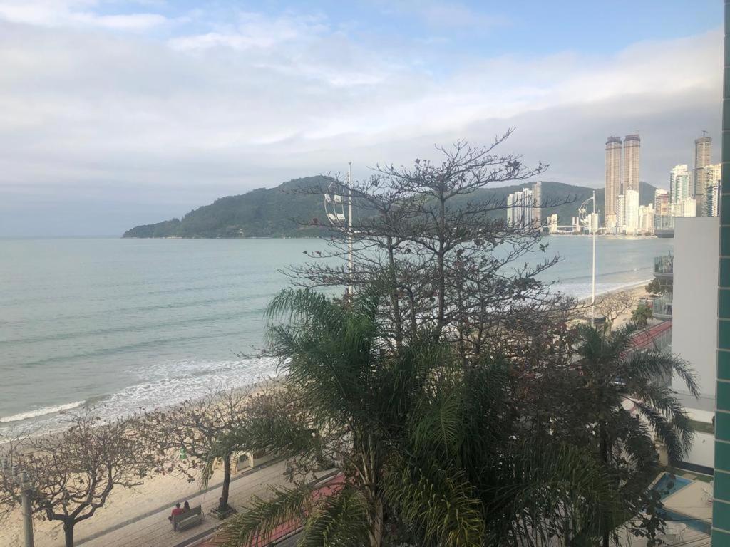 Baln Camboriu - Beira Mar Appartement Balneário Camboriú Buitenkant foto